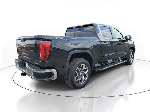 New 2026 GMC Sierra 1500 SLT w/ SLT Premium Plus Package image 3