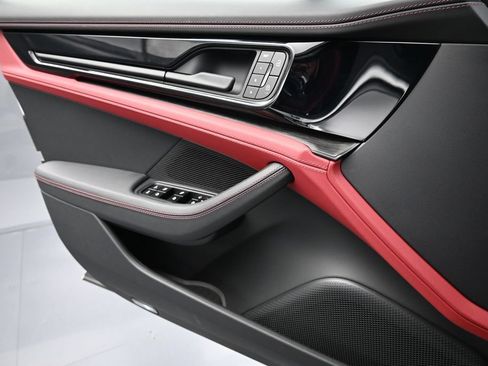 Certified 2026 Porsche Panamera GTS AWD/4WD image 26