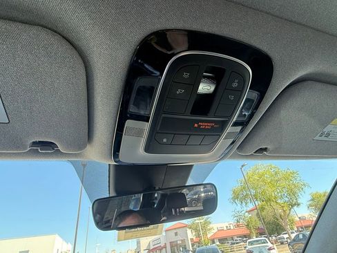 Used 2022 Hyundai Santa Fe Limited w/ Cargo Package image 17