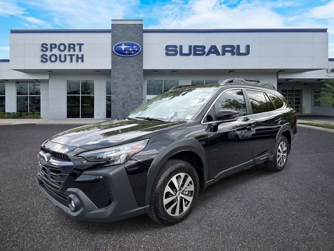 Certified 2025 Subaru Outback Premium image 7