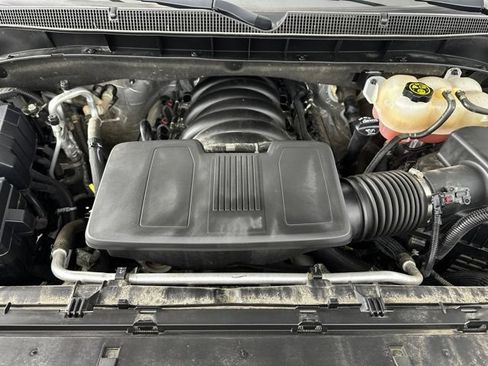 Used 2023 Chevrolet Tahoe Z71 AWD/4WD image 10