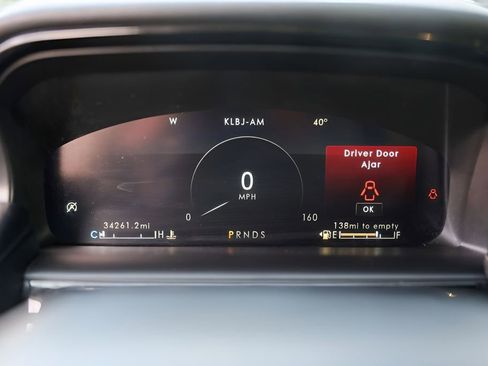 Used 2021 Lincoln Nautilus FWD w/ Equipment Group 101A image 18