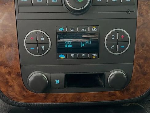 Used 2007 Chevrolet Avalanche LT image 15