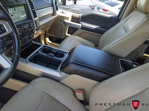 Used 2018 Ford F250 Lariat w/ Lariat Value Package AWD/4WD image 39