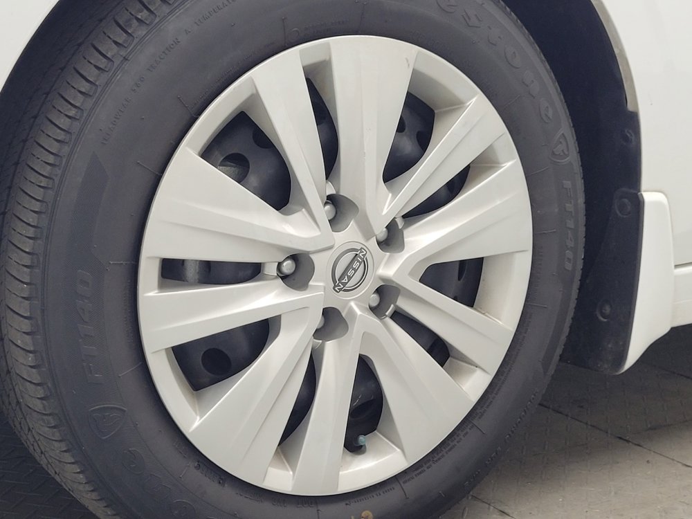 Used 2025 Nissan Sentra S FWD image 31