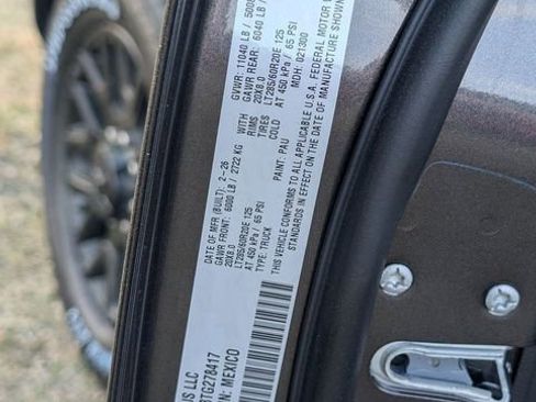 New 2026 RAM 2500 Limited AWD/4WD image 36