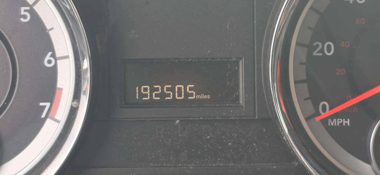 Used 2017 Dodge Grand Caravan SE FWD image 9