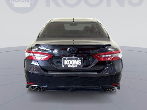 Used 2022 Toyota Camry XSE w/ Navigation Package FWD image 5