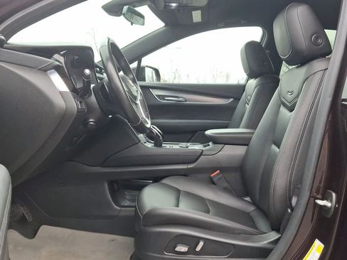 Used 2020 Cadillac XT5 Luxury image 17