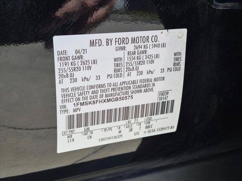 Used 2021 Ford Explorer Limited w/ Equipment Group 301A AWD/4WD image 26