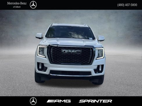 Used 2023 GMC Yukon XL Denali Ultimate AWD/4WD image 2