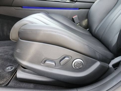 Used 2025 Genesis G80 2.5T AWD/4WD image 22
