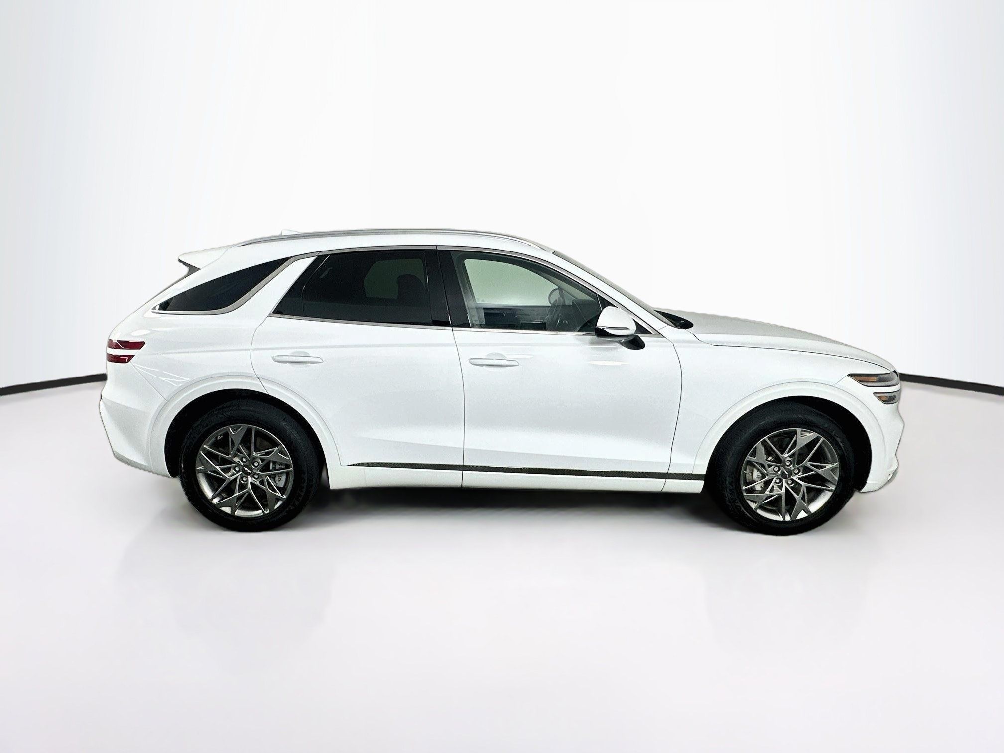 Used 2025 Genesis GV70 2.5T AWD/4WD image 10