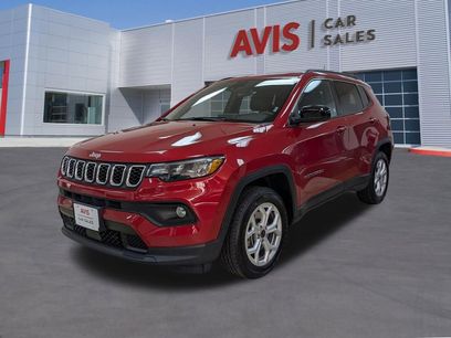 Used 2025 Jeep Compass Latitude w/ Sun & Sound Group