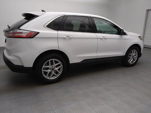 Used 2024 Ford Edge SEL image 10