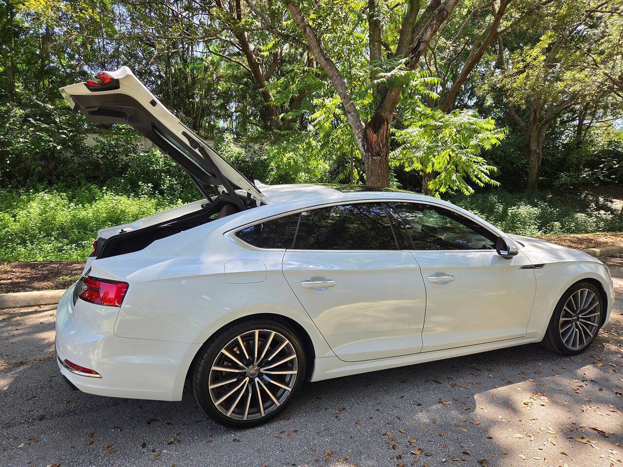 Used 2018 Audi A5 2.0T Premium Plus w/ Premium Plus AWD/4WD image 15