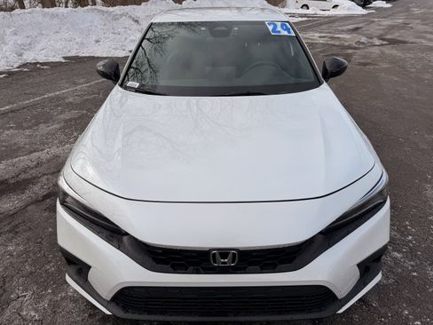 Certified 2024 Honda Civic Sport image 8