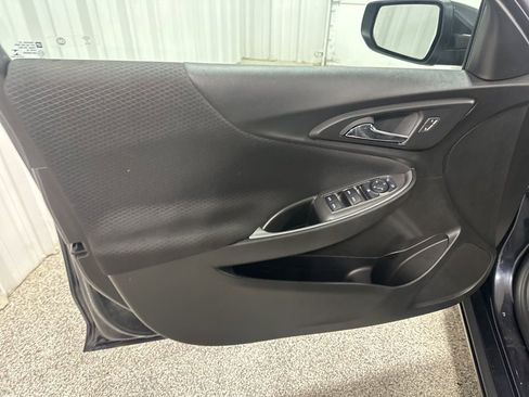 Used 2023 Chevrolet Malibu LT FWD image 12