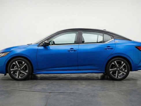Used 2025 Nissan Sentra SV FWD image 5