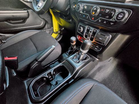 Used 2022 Jeep Wrangler Unlimited Rubicon 4xe w/ Safety Group image 19