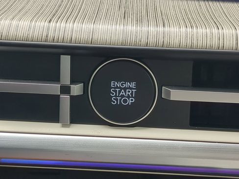 Used 2024 Hyundai Santa Fe Calligraphy image 25