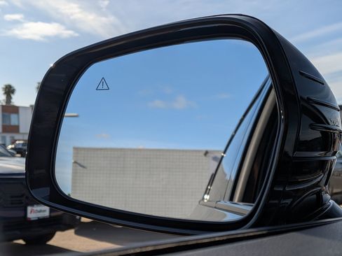 Used 2023 Kia Sorento SX Prestige AWD/4WD image 27