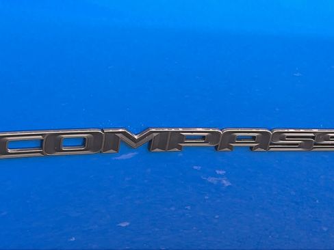 New 2026 Jeep Compass Latitude image 28