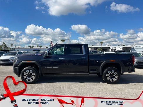 New 2025 GMC Sierra 2500 Denali w/ Denali Reserve Package image 4