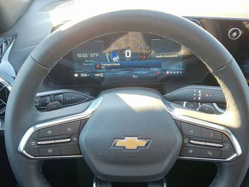 New 2026 Chevrolet Equinox LT w/ Convenience Package II image 9