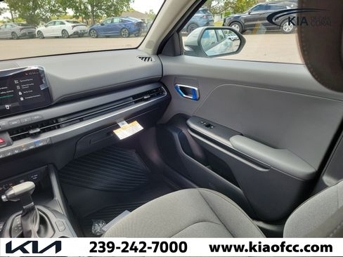 New 2026 Kia K4 FWD image 16