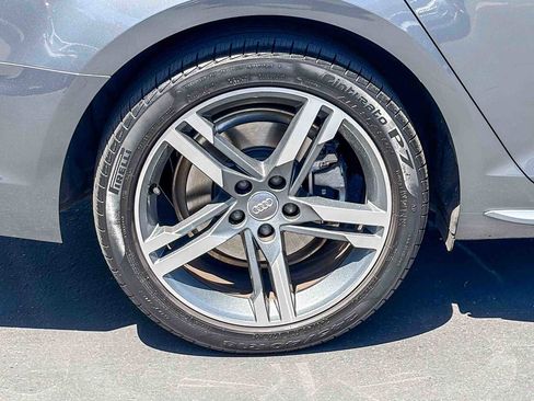Used 2018 Audi A4 2.0T Ultra Premium Plus w/ Premium Plus Package FWD image 10