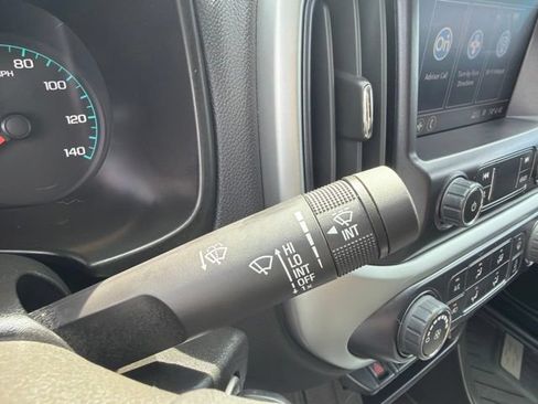 Used 2022 Chevrolet Colorado LT w/ LT Convenience Package AWD/4WD image 24