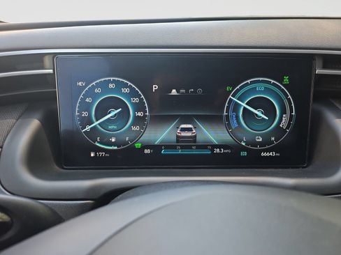 Used 2024 Hyundai Tucson Limited AWD/4WD image 26