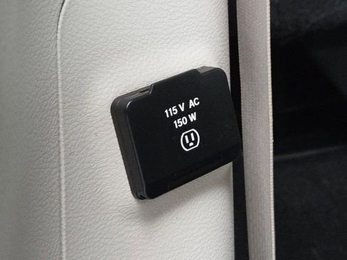 Used 2019 Chrysler Pacifica Touring-L Plus w/ Advanced Safetytec Group image 30