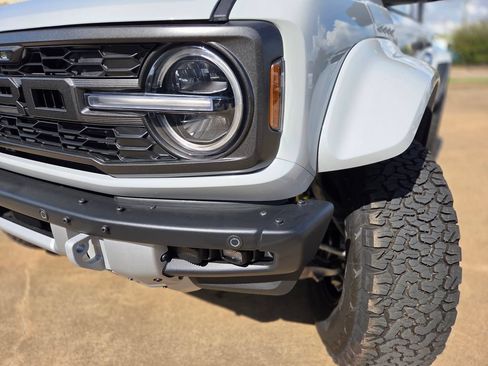 New 2026 Ford Bronco Raptor w/ Interior Carbon Fiber Pack AWD/4WD image 31