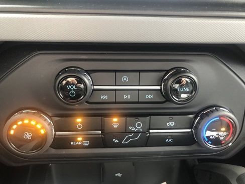 Used 2023 Ford Bronco Big Bend image 10