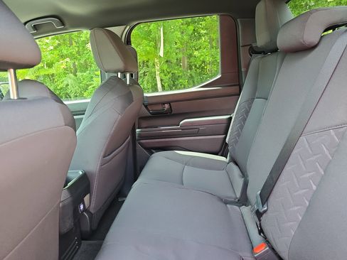 Used 2024 Toyota Tacoma SR5 AWD/4WD image 13