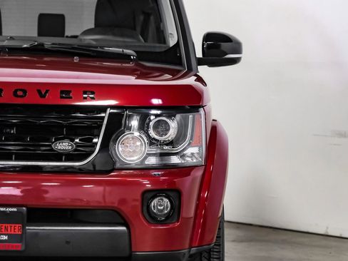 Used 2016 Land Rover LR4 HSE Silver Edition image 40