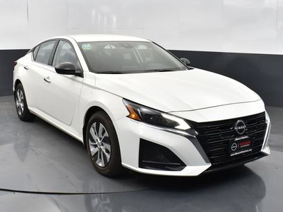 New 2025 Nissan Altima 2.5 S