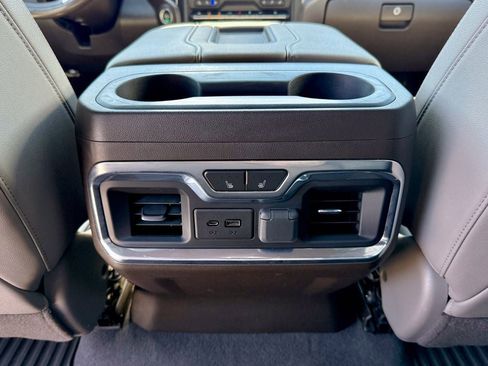 Used 2021 Chevrolet Silverado 1500 LTZ w/ Technology Package AWD/4WD image 35