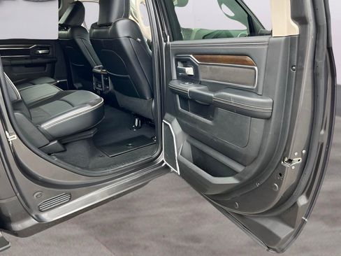 Used 2024 RAM 3500 Laramie image 64