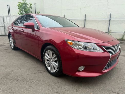 Used 2015 Lexus ES 350 ES 350 Sedan 4D w/ Premium Package image 3