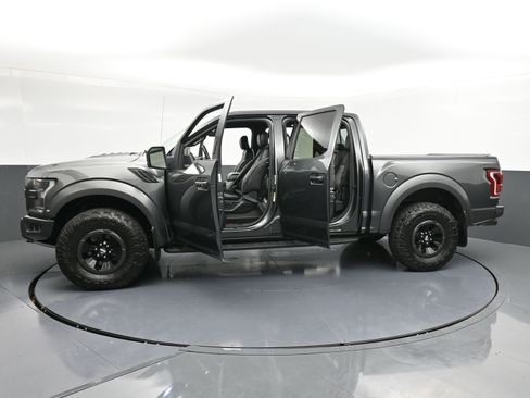 Used 2018 Ford F150 Raptor w/ Equipment Group 802A Luxury image 37
