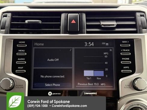 Used 2021 Toyota 4Runner SR5 AWD/4WD image 27