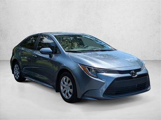 Used 2025 Toyota Corolla LE FWD video 3