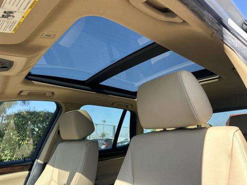 Used 2017 BMW X3 sDrive28i image 32