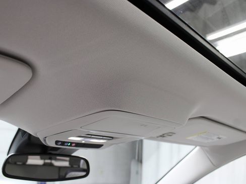 Used 2024 GMC Acadia Denali image 27