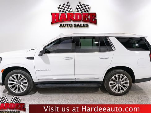 Used 2022 GMC Yukon SLT w/ Max Trailering Package AWD/4WD image 1