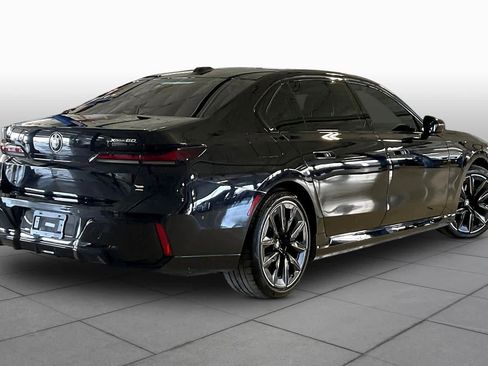 Used 2023 BMW i7 xDrive60 w/ Executive Package 2 image 12