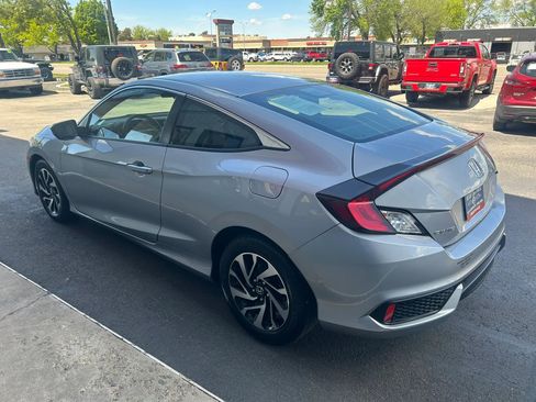 Used 2018 Honda Civic LX image 24
